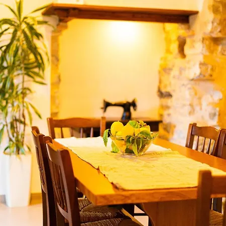 La Dimora Dei Re Farmház *